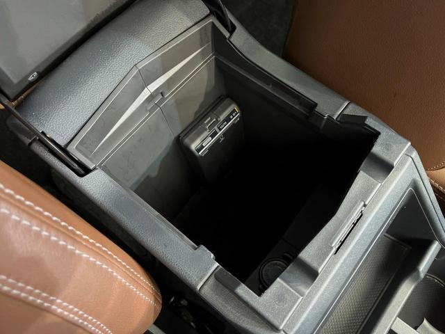 フォレスター アドバンス 4WD 純正8型SDナビ 後席モニター 茶革シート 全席シートヒーター デジタルインナーミラー パワーバックドア フロントカメラ サイドカメラ バックカメラ メモリー機能付きパワーシート ETC(62枚目)