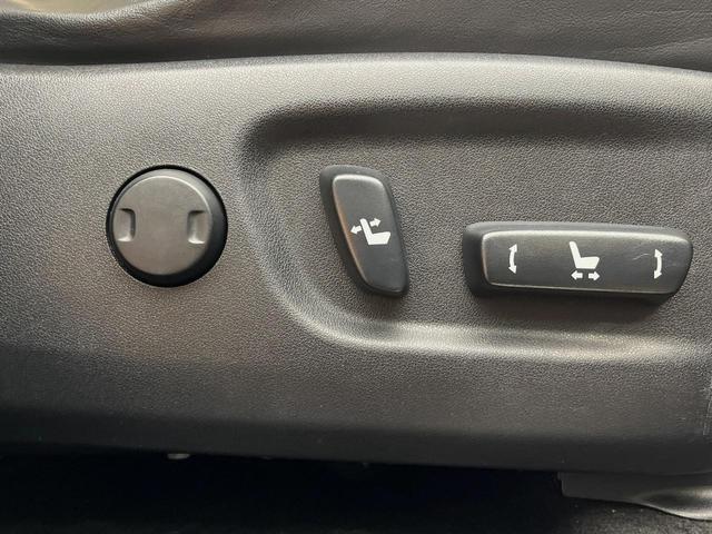 NX NX300h バージョンL 4WD サンルーフ 純正ナビ 革シート シートエアコン 衝突軽減 レーダークルーズ メモリーシート パワーバックドア 三眼LEDヘッドライト バックカメラ スマートキー(38枚目)