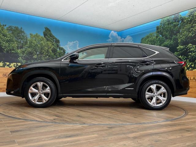 NX NX300h バージョンL 4WD サンルーフ 純正ナビ 革シート シートエアコン 衝突軽減 レーダークルーズ メモリーシート パワーバックドア 三眼LEDヘッドライト バックカメラ スマートキー(61枚目)