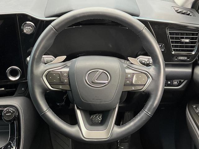NX NX350h バージョンL 4WD 純正14型ディスプレイ 全周囲カメラ 寒冷地仕様 衝突被害軽減 レーダークルーズ 禁煙車 電動リアゲート 革シート 全席シートヒーター シートエアコン メモリーシート(13枚目)