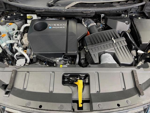 エクストレイル X e-4ORCE 4WD 12.3型純正ナビ 全周囲カメラ プロパイロット 禁煙車 全席シートヒーター ブラインドスポットモニター デジタルインナーミラー メモリーシート AC100V コーナーセンサー ETC2.0(20枚目)