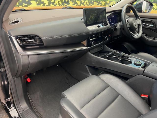 エクストレイル X e-4ORCE 4WD 12.3型純正ナビ 全周囲カメラ プロパイロット 禁煙車 全席シートヒーター ブラインドスポットモニター デジタルインナーミラー メモリーシート AC100V コーナーセンサー ETC2.0(35枚目)