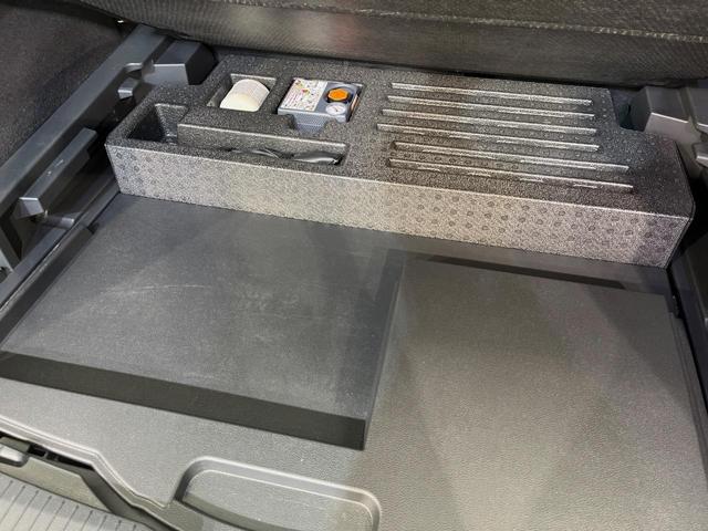 エクストレイル X e-4ORCE 4WD 12.3型純正ナビ 全周囲カメラ プロパイロット 禁煙車 全席シートヒーター ブラインドスポットモニター デジタルインナーミラー メモリーシート AC100V コーナーセンサー ETC2.0(62枚目)