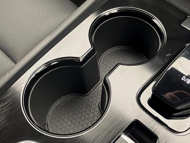 エクストレイル X e-4ORCE 4WD 12.3型純正ナビ 全周囲カメラ プロパイロット 禁煙車 全席シートヒーター ブラインドスポットモニター デジタルインナーミラー メモリーシート AC100V コーナーセンサー ETC2.0(64枚目)