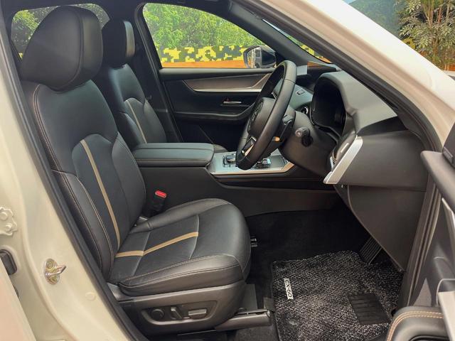 CX-60 XD-ハイブリッド エクスクルーシブスポーツ 4WD 純正12.3インチナビ BOSEサウンド スマートブレーキサポート 全周囲カメラ シートヒーター ステアリングヒーター パワーバックドア パドルシフト パワーシート(12枚目)