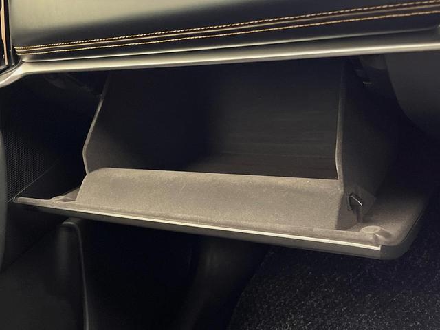 CX-60 XD-ハイブリッド エクスクルーシブスポーツ 4WD 純正12.3インチナビ BOSEサウンド スマートブレーキサポート 全周囲カメラ シートヒーター ステアリングヒーター パワーバックドア パドルシフト パワーシート(63枚目)