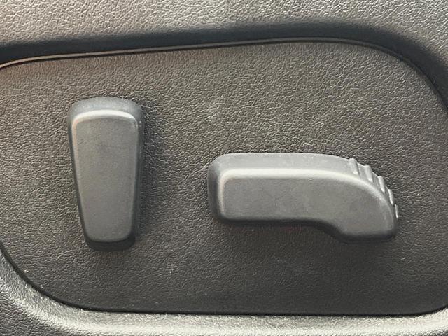 フォレスター 2.0i-S アイサイト 4WD 純正SDナビ パワーバックドア アイサイト レーダークルーズコントロール シートヒーター パワーシート Xモード ETC バックカメラ デュアルエアコン Bluetooth再生 フルセグTV(23枚目)