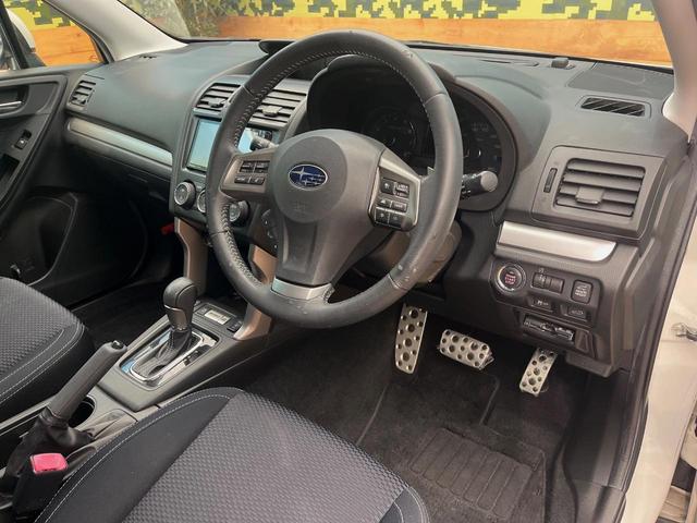 フォレスター 2.0i-S アイサイト 4WD 純正SDナビ パワーバックドア アイサイト レーダークルーズコントロール シートヒーター パワーシート Xモード ETC バックカメラ デュアルエアコン Bluetooth再生 フルセグTV(31枚目)