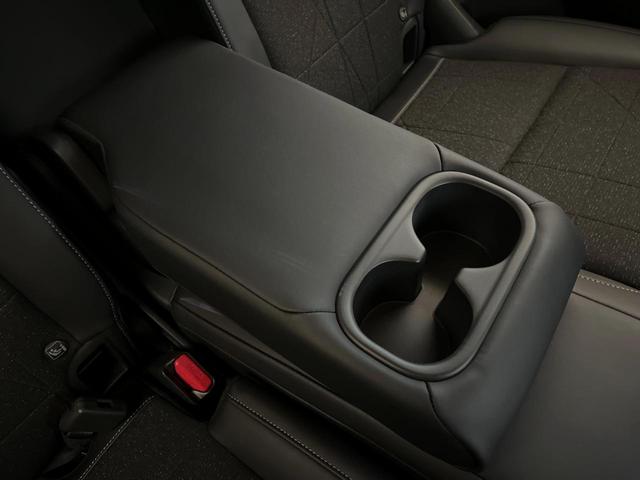 ヴェゼル e:HEV Z 4WD 純正8型ナビ ホンダセンシング パワーバックドア ステアリングヒーター シートヒーター ETC バックカメラ 純正18インチアルミホイール 合皮コンビシート 革巻きステアリング トノカバー(48枚目)