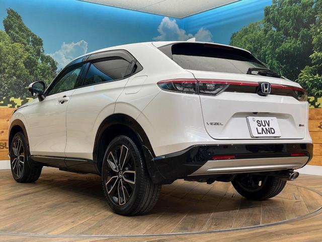 ヴェゼル e:HEV Z 4WD 純正8型ナビ ホンダセンシング パワーバックドア ステアリングヒーター シートヒーター ETC バックカメラ 純正18インチアルミホイール 合皮コンビシート 革巻きステアリング トノカバー(62枚目)