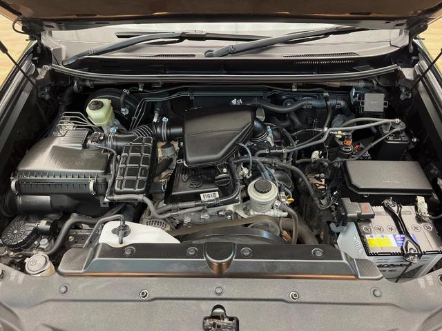 ランドクルーザープラド TX アルジェントクロス 7人乗り SDナビ 禁煙車 ルーフレール クルーズコントロール バックカメラ オートライト 3列目電動格納シート スマートキー ETC デュアルエアコン 純正17インチアルミ Bluetooth(18枚目)