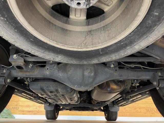 ランドクルーザープラド TX アルジェントクロス 7人乗り SDナビ 禁煙車 ルーフレール クルーズコントロール バックカメラ オートライト 3列目電動格納シート スマートキー ETC デュアルエアコン 純正17インチアルミ Bluetooth(19枚目)