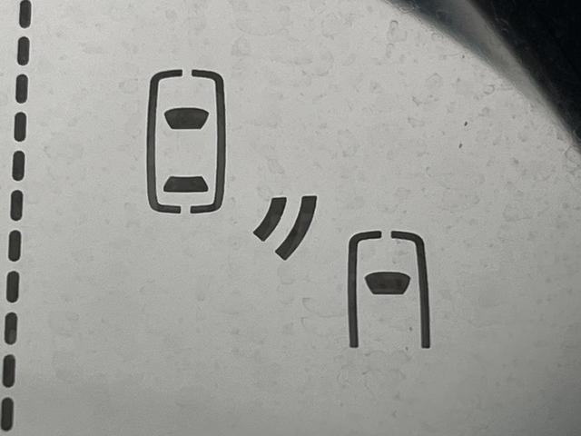 ＮＸ ＮＸ３００ｈ　Ｆスポーツ　４ＷＤ　禁煙車　メーカーナビ　サンルーフ　寒冷地仕様　パワーバックドア　全周囲カメラ　三眼ＬＥＤヘッドライト　プリクラッシュセーフティ　ブラインドスポットモニター　クリアランスソナー　ＥＴＣ（7枚目）