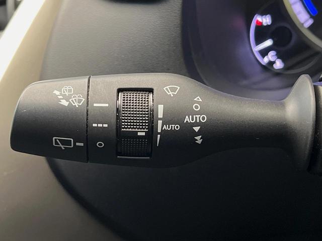 ＮＸ ＮＸ３００ｈ　Ｆスポーツ　４ＷＤ　禁煙車　メーカーナビ　サンルーフ　寒冷地仕様　パワーバックドア　全周囲カメラ　三眼ＬＥＤヘッドライト　プリクラッシュセーフティ　ブラインドスポットモニター　クリアランスソナー　ＥＴＣ（34枚目）