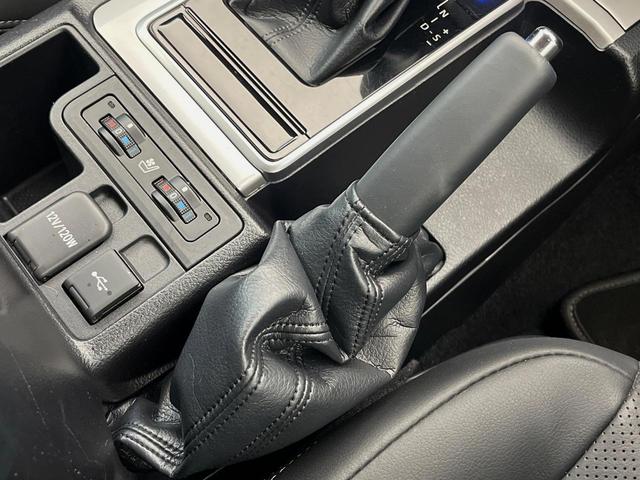 ランドクルーザープラド TX Lパッケージ マットブラックエディション サンルーフ 寒冷地仕様 7人乗り 全周囲カメラ ナビ機能付ディスプレイオーディオ 黒革シート シートベンチレーション ルーフレール レーダークルーズ オートハイビーム 純正18インチアルミ ETC(51枚目)