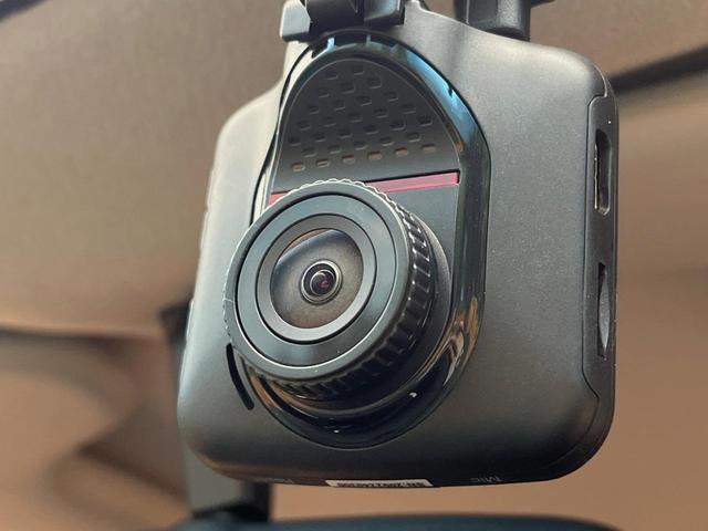 ＦＪクルーザー ベースグレード　寒冷地仕様　ルーフキャリア　純正ＳＤナビ　クルーズコントロール　クリアランスソナー　バックカメラ　Ｂｌｕｅｔｏｏｔｈ　ＨＩＤヘッドライト　純正オプション１７インチアルミホイール　ＥＴＣ（26枚目）