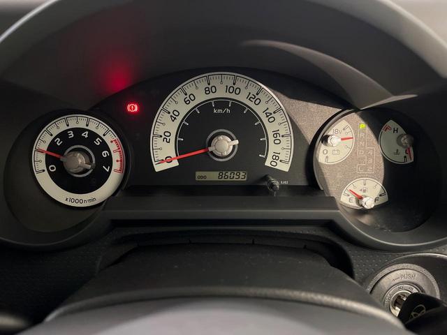 ＦＪクルーザー ベースグレード　寒冷地仕様　ルーフキャリア　純正ＳＤナビ　クルーズコントロール　クリアランスソナー　バックカメラ　Ｂｌｕｅｔｏｏｔｈ　ＨＩＤヘッドライト　純正オプション１７インチアルミホイール　ＥＴＣ（44枚目）