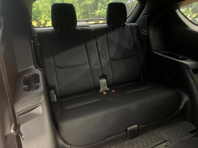 CX-8 XD 4WD 純正SDナビ クルーズコントロール リアオートエアコン クリアランスソナー ETC バックカメラ 純正19インチアルミホイール 純正革巻きステアリング(10枚目)