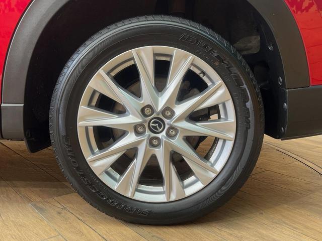 CX-8 XD 4WD 純正SDナビ クルーズコントロール リアオートエアコン クリアランスソナー ETC バックカメラ 純正19インチアルミホイール 純正革巻きステアリング(66枚目)