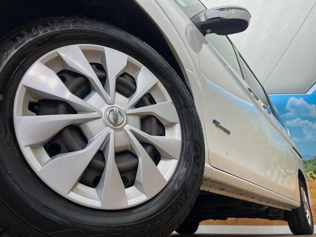 セレナ X 4WD 純正SDナビ バックカメラ エマージェンシーブレーキ 禁煙車 スマートキー クルコン オートライト Bluetooth CDDVD再生 デュアルエアコン リアエアコン アイドリングストップ(15枚目)