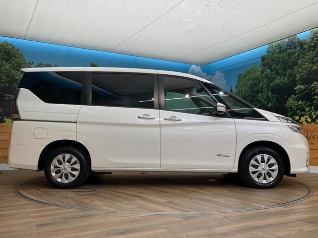 セレナ X 4WD 純正SDナビ バックカメラ エマージェンシーブレーキ 禁煙車 スマートキー クルコン オートライト Bluetooth CDDVD再生 デュアルエアコン リアエアコン アイドリングストップ(51枚目)