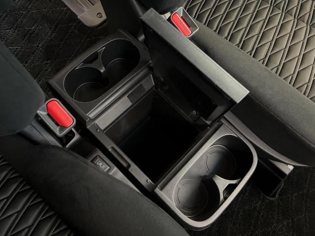 デリカD:5 P 7人乗り 全周囲カメラ 純正10型ナビ 電動サイドステップ AC100V電源 レーダークルーズ シートヒーター 電動リアゲート 両側電動スライドドア LEDヘッドライト ETC 純正8インチアルミ(37枚目)