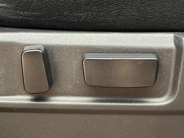 デリカD:5 P 7人乗り 全周囲カメラ 純正10型ナビ 電動サイドステップ AC100V電源 レーダークルーズ シートヒーター 電動リアゲート 両側電動スライドドア LEDヘッドライト ETC 純正8インチアルミ(49枚目)