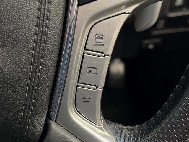 デリカD:5 P 7人乗り 全周囲カメラ 純正10型ナビ 電動サイドステップ AC100V電源 レーダークルーズ シートヒーター 電動リアゲート 両側電動スライドドア LEDヘッドライト ETC 純正8インチアルミ(60枚目)