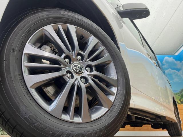 ヴォクシー ハイブリッドS-Z 4WD フリップダウンモニター 電動サイドステップ DVD/CDデッキ 10.5インチディスプレイオーディオ 全周囲カメラ パワーバックドア 両側電動スライドドア レーダークルーズコントロール(17枚目)