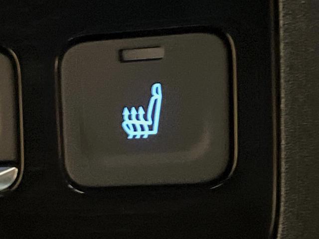 ヴォクシー ハイブリッドS-Z 4WD フリップダウンモニター 電動サイドステップ DVD/CDデッキ 10.5インチディスプレイオーディオ 全周囲カメラ パワーバックドア 両側電動スライドドア レーダークルーズコントロール(41枚目)