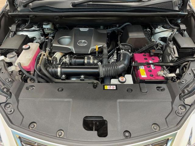 NX NX300 Iパッケージ 4WD サンルーフ 10.3型純正ナビ レーダークルーズ バックカメラ シートヒーター 電動リアゲート パワーシート 3眼LEDヘッドライト ステアリングヒーター 純正オプション18インチアルミ(19枚目)