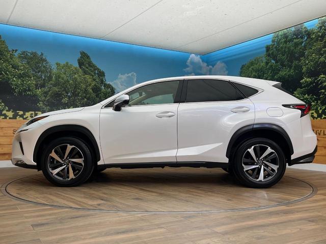 NX NX300 Iパッケージ 4WD サンルーフ 10.3型純正ナビ レーダークルーズ バックカメラ シートヒーター 電動リアゲート パワーシート 3眼LEDヘッドライト ステアリングヒーター 純正オプション18インチアルミ(75枚目)