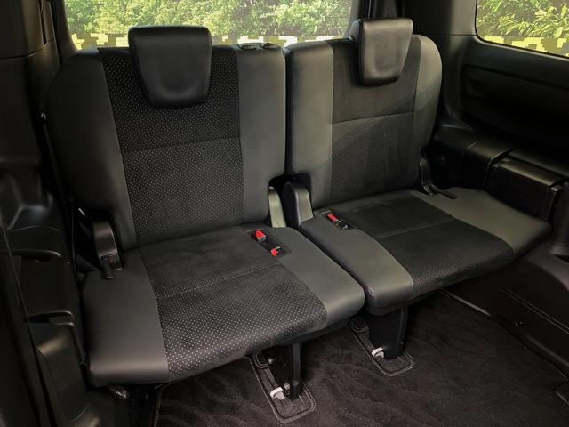 ヴォクシー ZS 煌III 4WD 純正SDナビ 寒冷地仕様 リヤオートエアコン 両側電動スライドドア クルーズコントロール クリアランスソナー バックカメラ ETC LEDヘッドライト 純正16インチアルミ(11枚目)