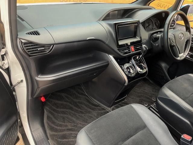 ヴォクシー ZS 煌III 4WD 純正SDナビ 寒冷地仕様 リヤオートエアコン 両側電動スライドドア クルーズコントロール クリアランスソナー バックカメラ ETC LEDヘッドライト 純正16インチアルミ(49枚目)