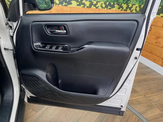 ヴォクシー ZS 煌III 4WD 純正SDナビ 寒冷地仕様 リヤオートエアコン 両側電動スライドドア クルーズコントロール クリアランスソナー バックカメラ ETC LEDヘッドライト 純正16インチアルミ(55枚目)