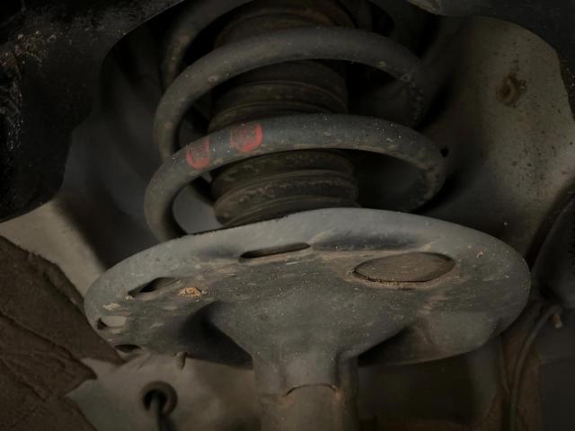 ヴォクシー ZS 煌III 4WD 純正SDナビ 寒冷地仕様 リヤオートエアコン 両側電動スライドドア クルーズコントロール クリアランスソナー バックカメラ ETC LEDヘッドライト 純正16インチアルミ(63枚目)