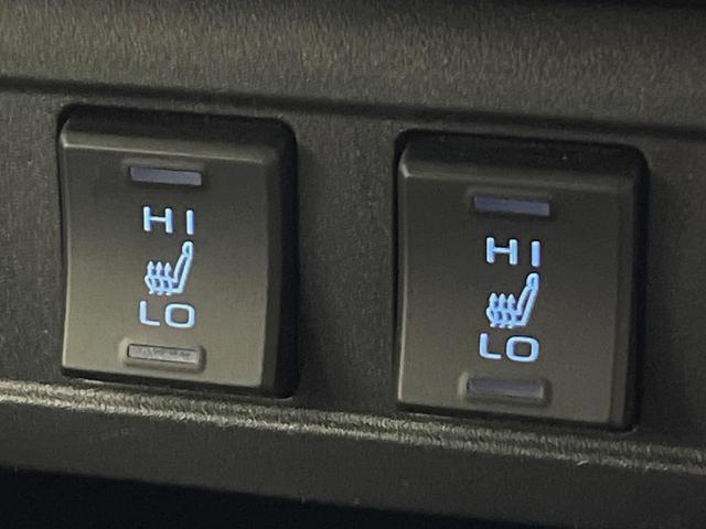 カローラクロス ハイブリッド Z 4WD 寒冷地仕様 全周囲カメラ ディスプレイオーディオ 禁煙車 ブラインドスポットモニター パワーシート シートヒーター 衝突軽減装置 レーダークルーズコントロール ETC パワーバックドア(6枚目)