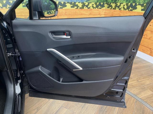 カローラクロス ハイブリッド Z 4WD 寒冷地仕様 全周囲カメラ ディスプレイオーディオ 禁煙車 ブラインドスポットモニター パワーシート シートヒーター 衝突軽減装置 レーダークルーズコントロール ETC パワーバックドア(50枚目)