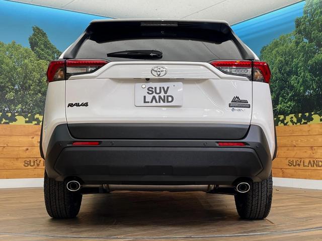 ＲＡＶ４ ハイブリッドアドベンチャー　オフロードパッケージＩＩ　登録済み未使用車　寒冷地仕様　１０．５インチディスプレイオーディオ　レーダークルーズ　ルーフレール　バックカメラ　ブラインドスポットモニター　シートベンチレーション　純正１８インチアルミ　ＥＴＣ（16枚目）