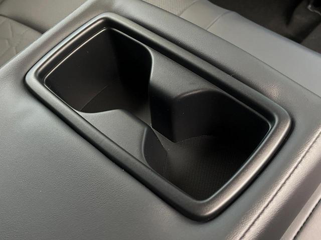 ＲＡＶ４ ハイブリッドアドベンチャー　オフロードパッケージＩＩ　登録済み未使用車　寒冷地仕様　１０．５インチディスプレイオーディオ　レーダークルーズ　ルーフレール　バックカメラ　ブラインドスポットモニター　シートベンチレーション　純正１８インチアルミ　ＥＴＣ（38枚目）