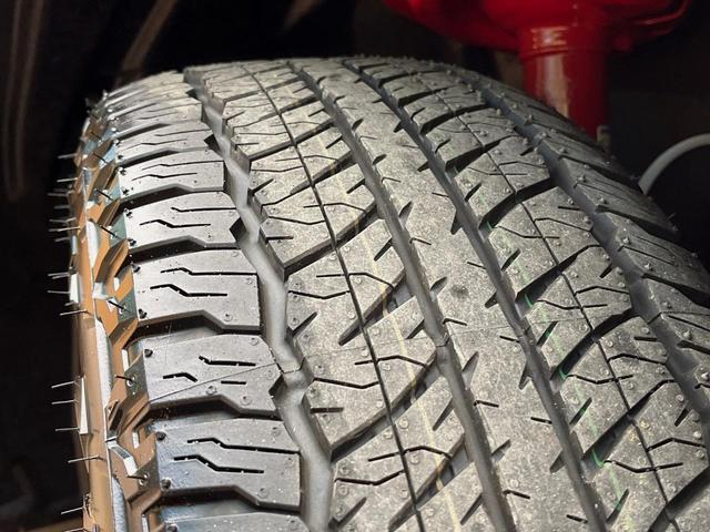 ＲＡＶ４ ハイブリッドアドベンチャー　オフロードパッケージＩＩ　登録済み未使用車　寒冷地仕様　１０．５インチディスプレイオーディオ　レーダークルーズ　ルーフレール　バックカメラ　ブラインドスポットモニター　シートベンチレーション　純正１８インチアルミ　ＥＴＣ（61枚目）