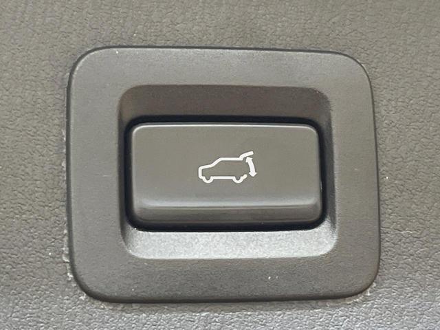 CX-8 XD Lパッケージ 4WD フリップダウンモニター BOSEサウンド 純正ナビ DVD/CD/地デジ 全周囲カメラ レーダークルーズコントロール パワーバックドア シートヒーター ETC LEDフォグランプ(9枚目)