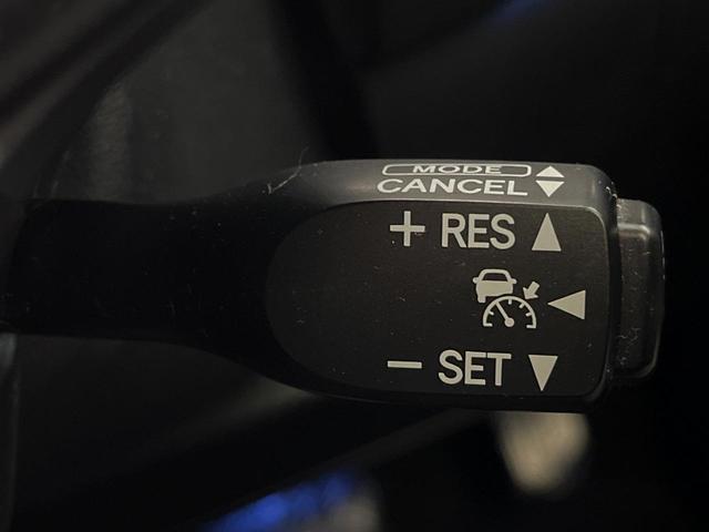 ハリアーハイブリッド プレミアム アドバンスドパッケージ 4WD サンルーフ モデリスタフルエアロ 純正8型ナビ 全周囲カメラ JBLサウンド 衝突被害軽減システム レーダークルーズ 禁煙車 電動リアゲート パワーシート コーナーセンサー スマートキー(8枚目)