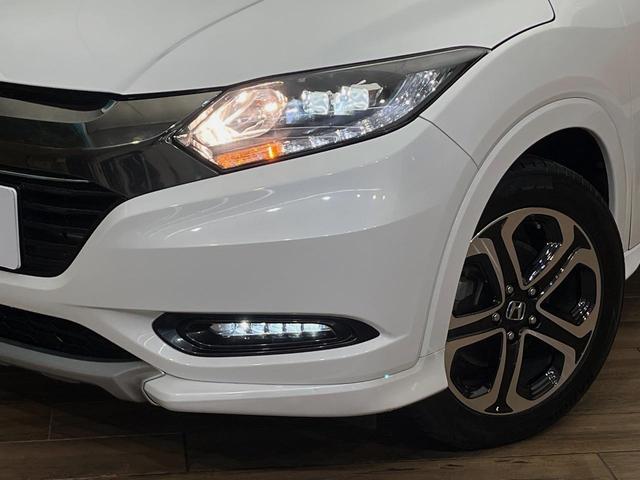 ヴェゼル ハイブリッドＺ・ホンダセンシング　４ＷＤ　純正８インチナビ　寒冷地仕様　レーダークルーズコントロール　シートヒーター　ＬＥＤヘッドライト　フォグライト　バックカメラ　ＥＴＣ　パドルシフト　オートライト（12枚目）