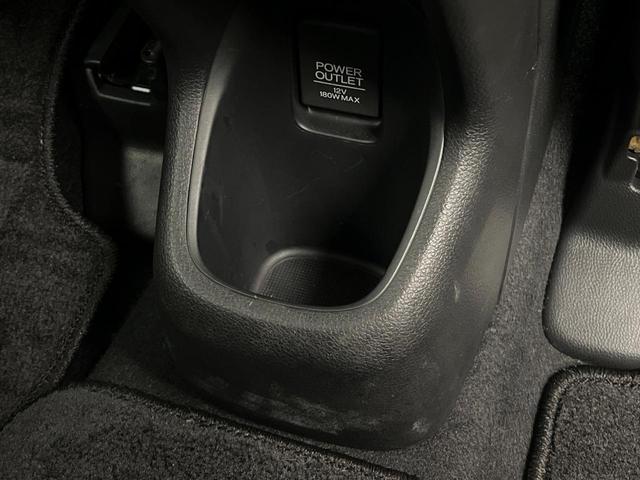 ヴェゼル ハイブリッドＺ・ホンダセンシング　４ＷＤ　純正８インチナビ　寒冷地仕様　レーダークルーズコントロール　シートヒーター　ＬＥＤヘッドライト　フォグライト　バックカメラ　ＥＴＣ　パドルシフト　オートライト（29枚目）