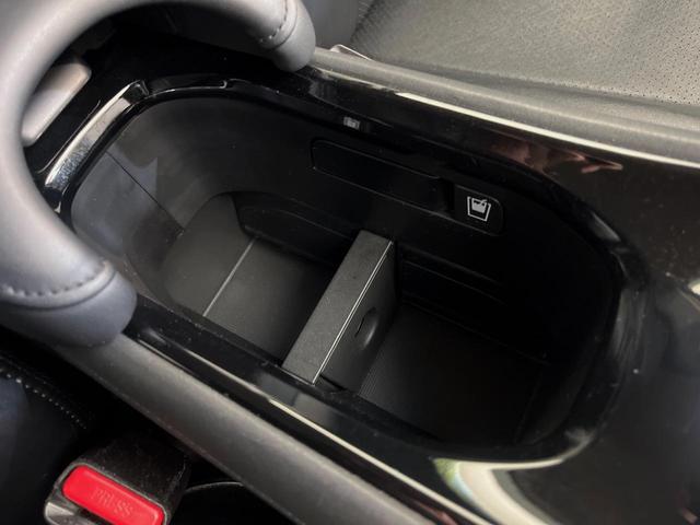 ヴェゼル ハイブリッドＺ・ホンダセンシング　４ＷＤ　純正８インチナビ　寒冷地仕様　レーダークルーズコントロール　シートヒーター　ＬＥＤヘッドライト　フォグライト　バックカメラ　ＥＴＣ　パドルシフト　オートライト（31枚目）