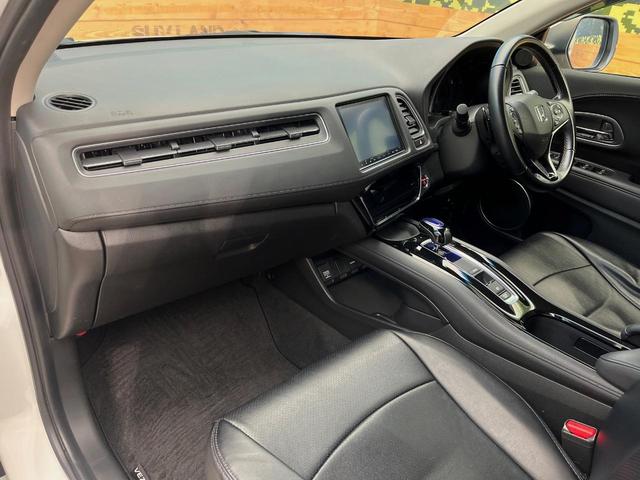 ヴェゼル ハイブリッドＺ・ホンダセンシング　４ＷＤ　純正８インチナビ　寒冷地仕様　レーダークルーズコントロール　シートヒーター　ＬＥＤヘッドライト　フォグライト　バックカメラ　ＥＴＣ　パドルシフト　オートライト（50枚目）