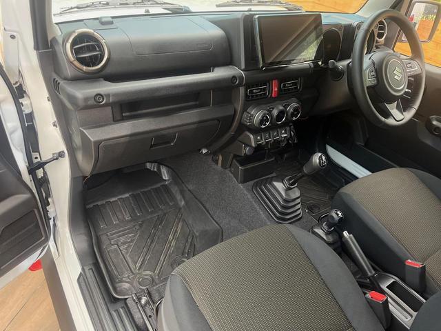 ジムニーシエラ JC 4WD 5速MT車 SDナビ 衝突被害軽減システム 禁煙車 デジタルインナーミラー シートヒーター スマートキー LEDヘッド ETC クルコン 純正15インチアルミホイール ミラーヒーター(28枚目)