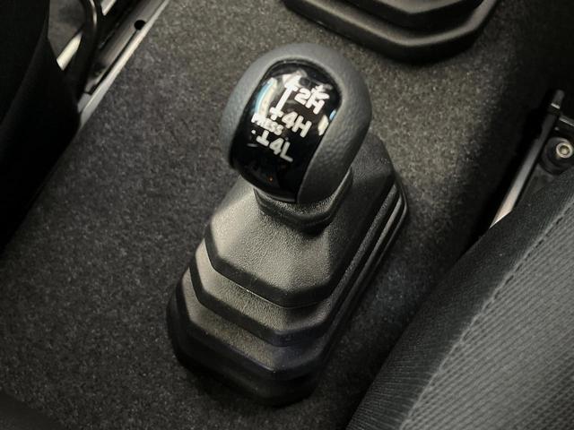 ジムニーシエラ JC 4WD 5速MT車 SDナビ 衝突被害軽減システム 禁煙車 デジタルインナーミラー シートヒーター スマートキー LEDヘッド ETC クルコン 純正15インチアルミホイール ミラーヒーター(40枚目)