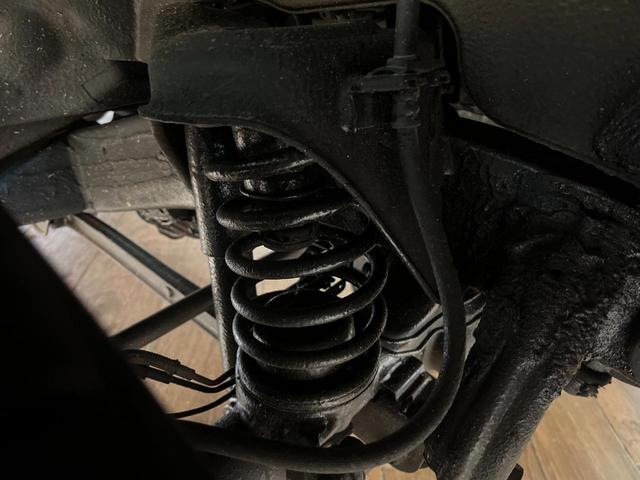 ジムニーシエラ JC 4WD 5速MT車 SDナビ 衝突被害軽減システム 禁煙車 デジタルインナーミラー シートヒーター スマートキー LEDヘッド ETC クルコン 純正15インチアルミホイール ミラーヒーター(60枚目)